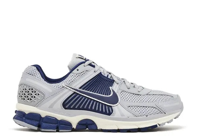 Nike Zoom Vomero 5 Vast Grey/Navy comfort running shoes.