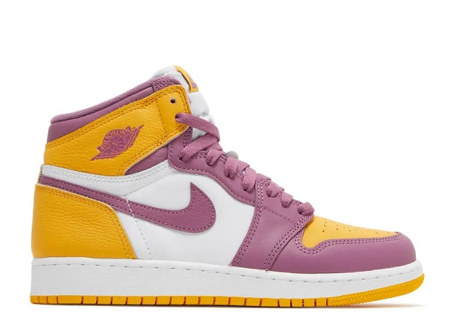 Air Jordan 1 High kids sneaker in white, university gold, and light bordeaux.