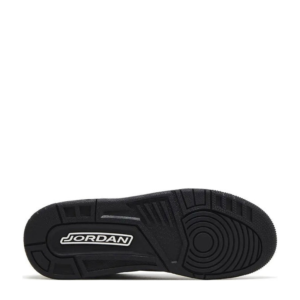 Air Jordan 3 Retro (GS) 'Black Cat' - Angle 3
