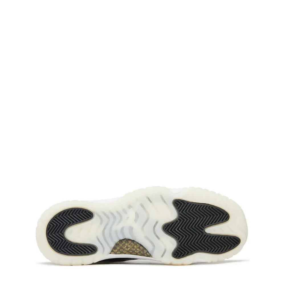 Air Jordan 11 Retro (GS) 'Gratitude' sneaker, alternate view 4