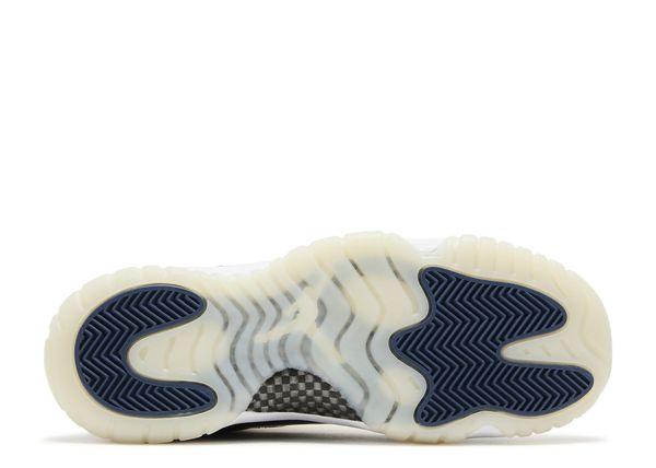 AIR JORDAN 11 RETRO LOW (GS) " DIFFUSED BLUE "