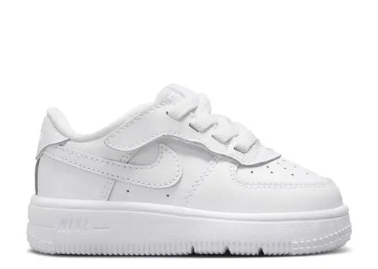 White Nike Force 1 Low EasyOn toddler basketball shoes with hook-and-loop strap.