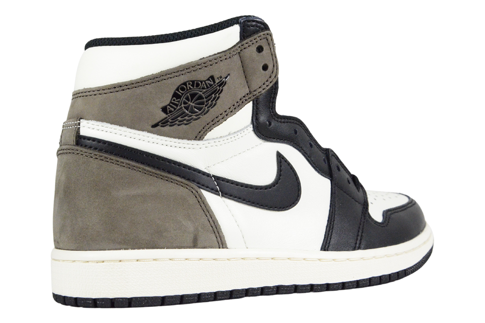 AIR JORDAN 1 RETRO HIGH OG "MOCHA"