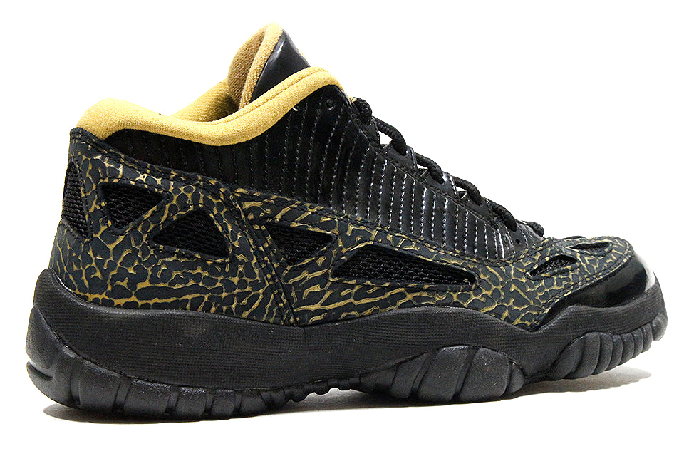 Air Jordan 11 Retro Low "Black/Metallic Gold" Wmns