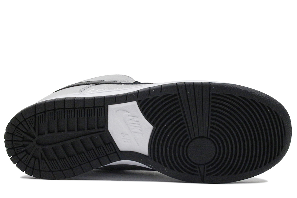Nike Dunk Low Premium SB "Metallic Silver"