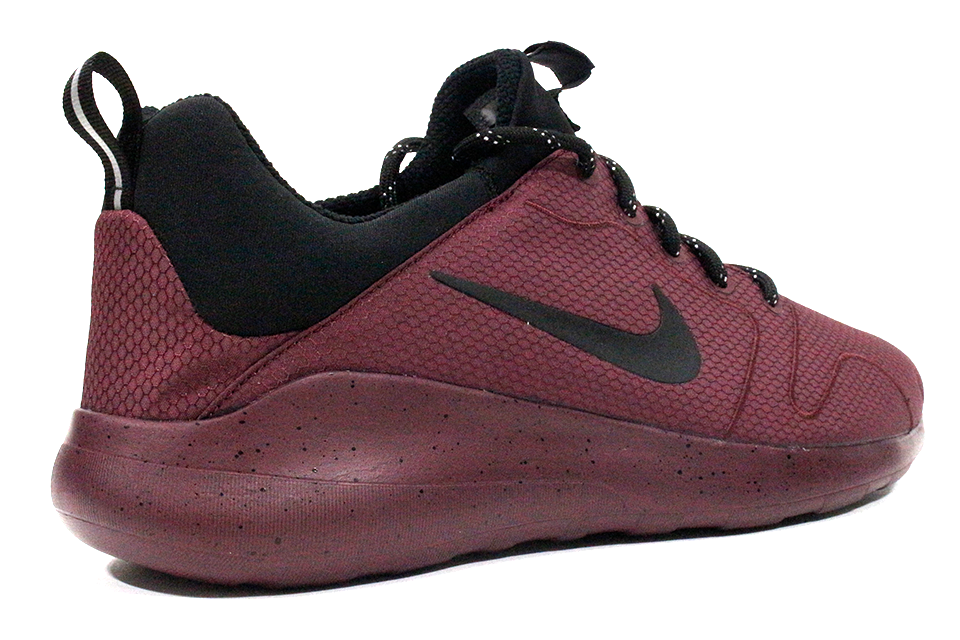 Nike Kaishi 2.0 SE "Maroon"
