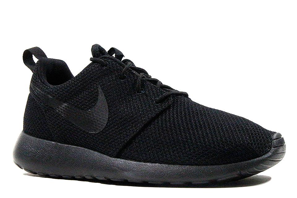 Nike Roshe One "Black/Black"