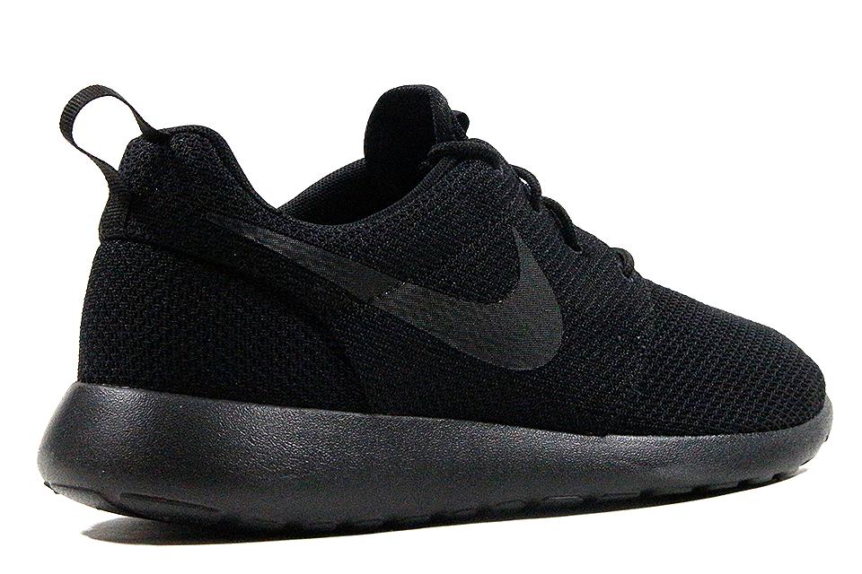 Nike Roshe One "Black/Black"