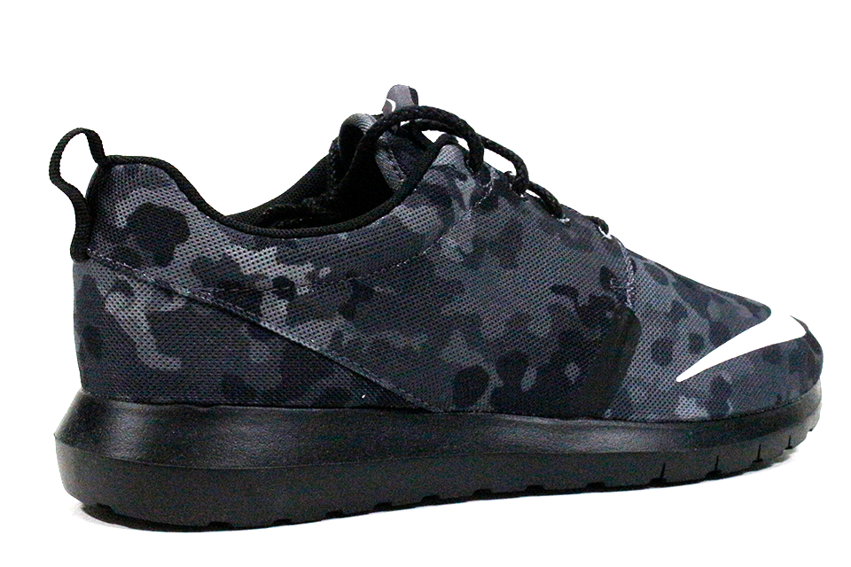 Nike Roshe Run NM FB "Ivory Black"