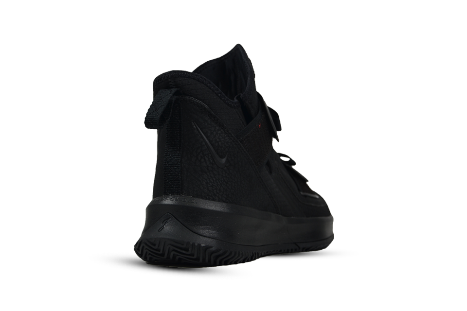 NIKE LEBRON SOLDIER XIII SFG "Triple Black"