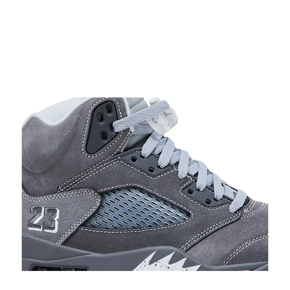 Air Jordan 5 Retro 'Wolf Grey' sneaker, alternate view 5