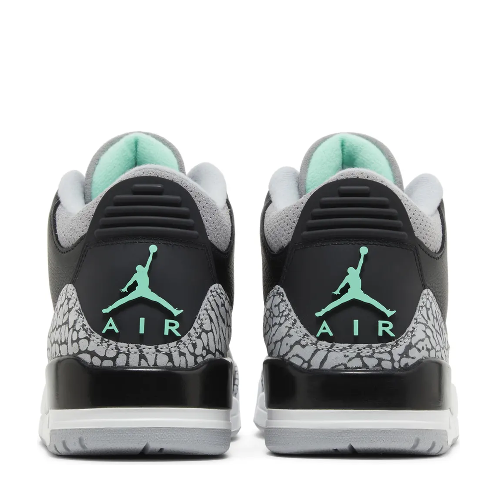 Air Jordan 3 Retro 'Green Glow' sneaker