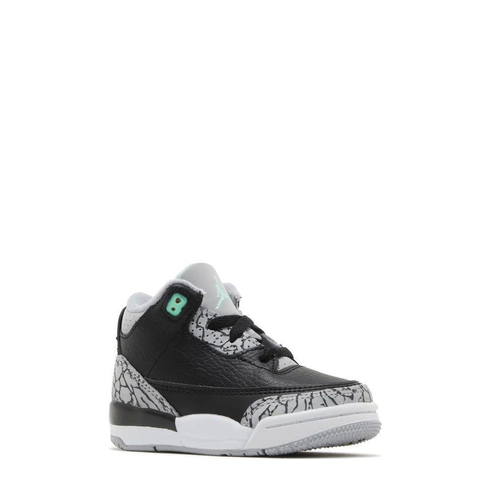 Air Jordan 3 (TD) 'Green Glow' - Angle 2