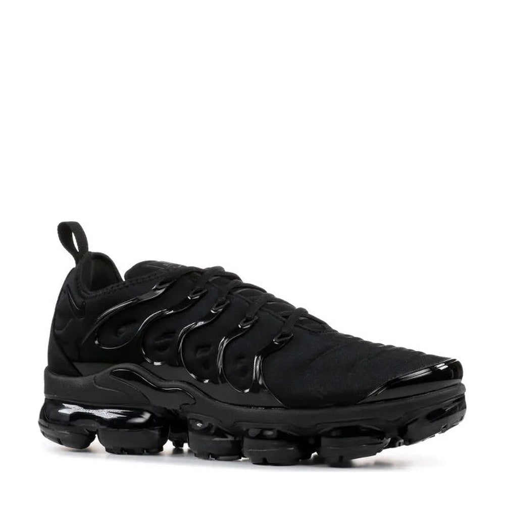 Nike Air VaporMax Plus 'Triple Black' - Angle 2