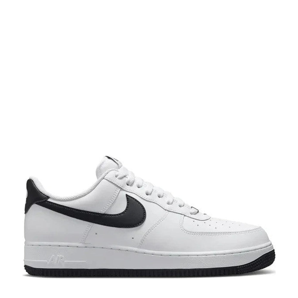 Nike Air Force 1 '07 'White Black' - Angle 2