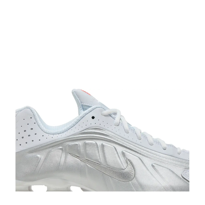 Nike Shox R4 'White Metallic Silver' sneaker, alternate view 5