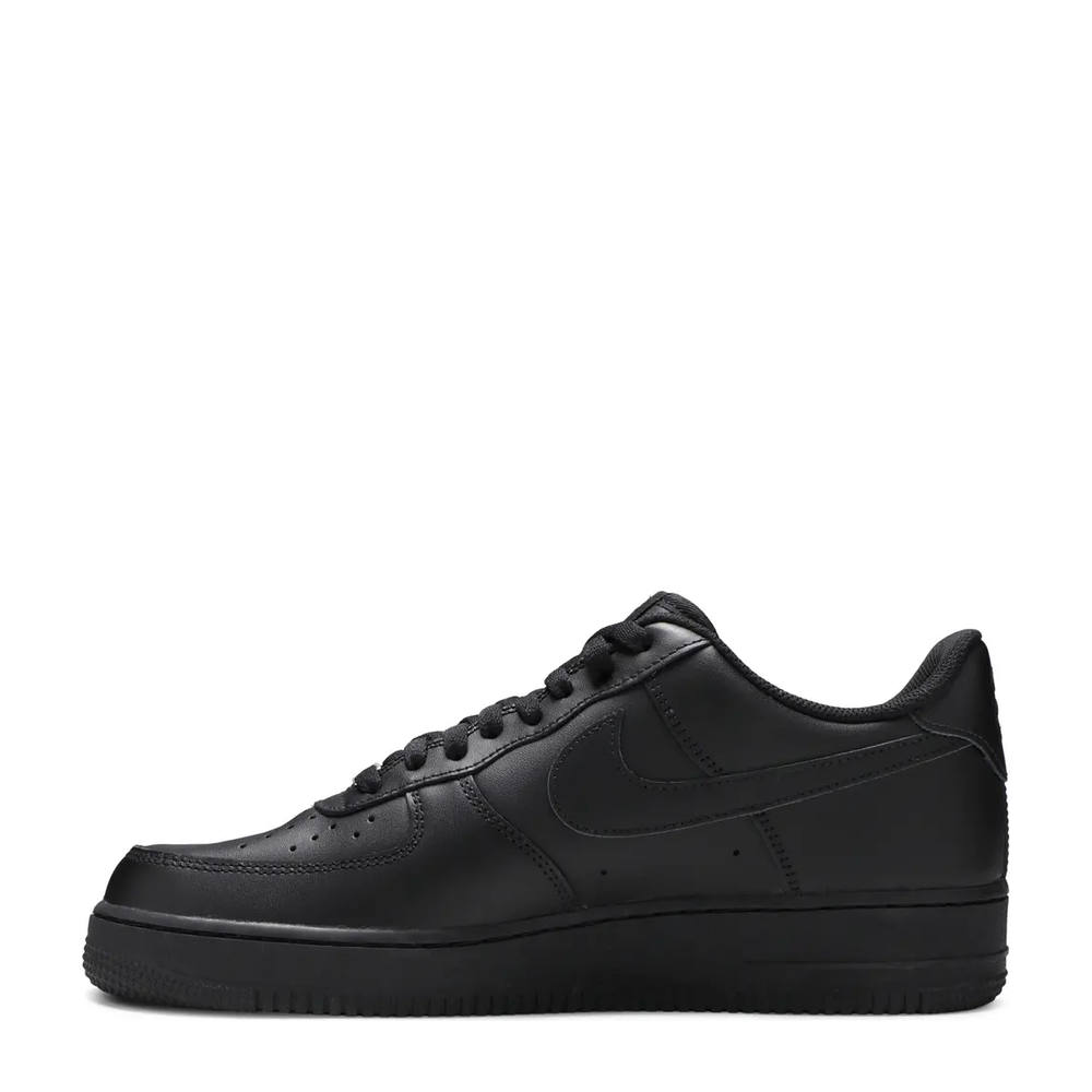 Nike Air Force 1 '07 'Triple Black' sneaker