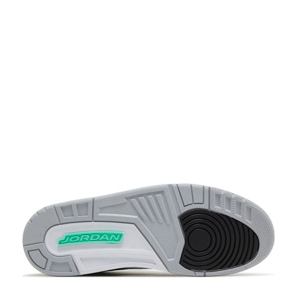 Air Jordan 3 Retro 'Green Glow' - Angle 3
