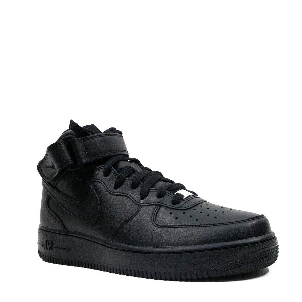 Nike Air Force 1 Mid '07 Black/Black - Angle 3