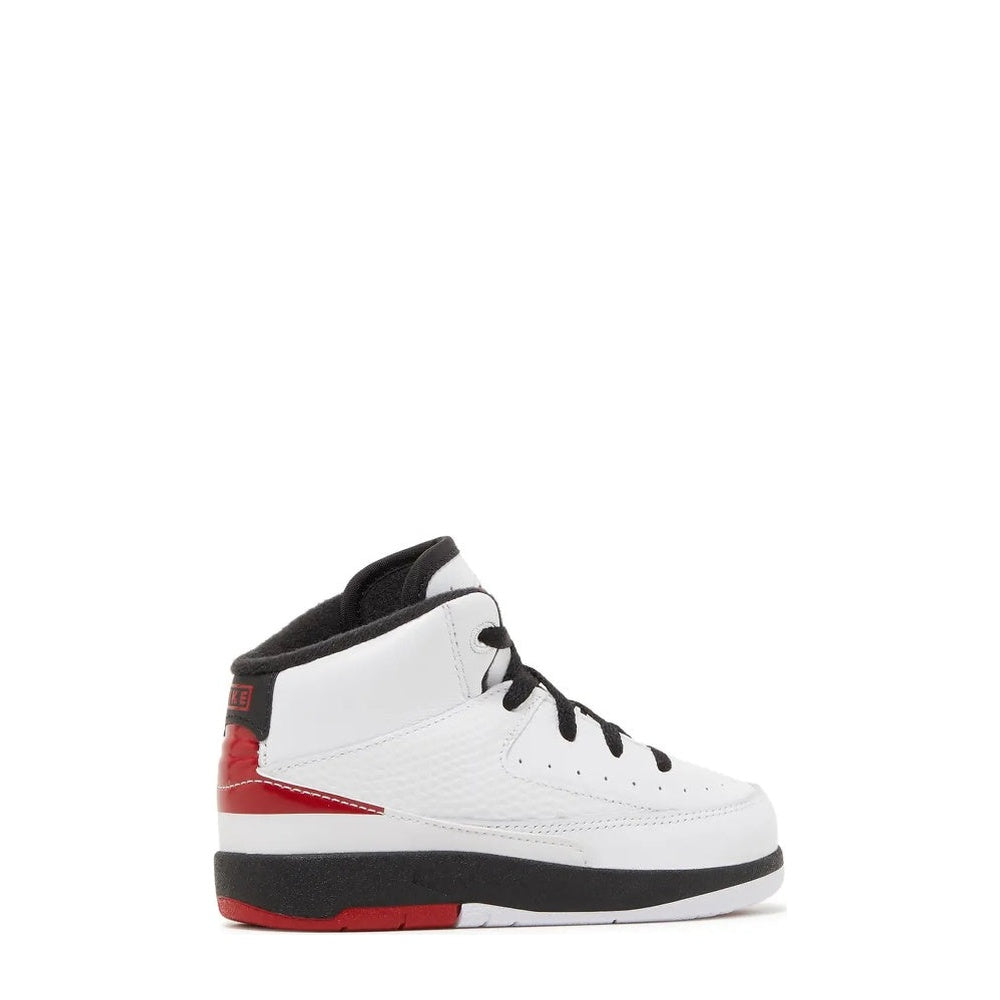 Air Jordan 2 (TD) "Chicago" - Angle 3