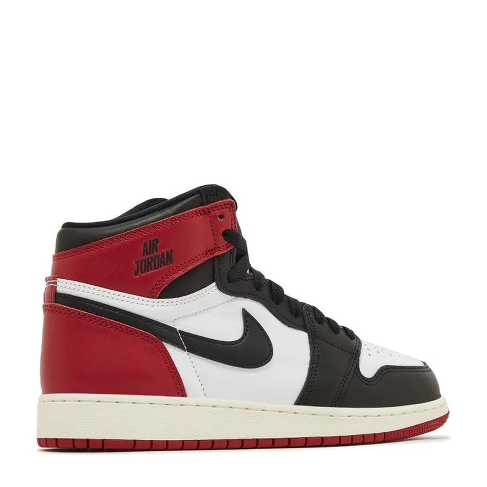 Air Jordan 1 High OG (GS) "Black Toe Reimagined" - Angle 3