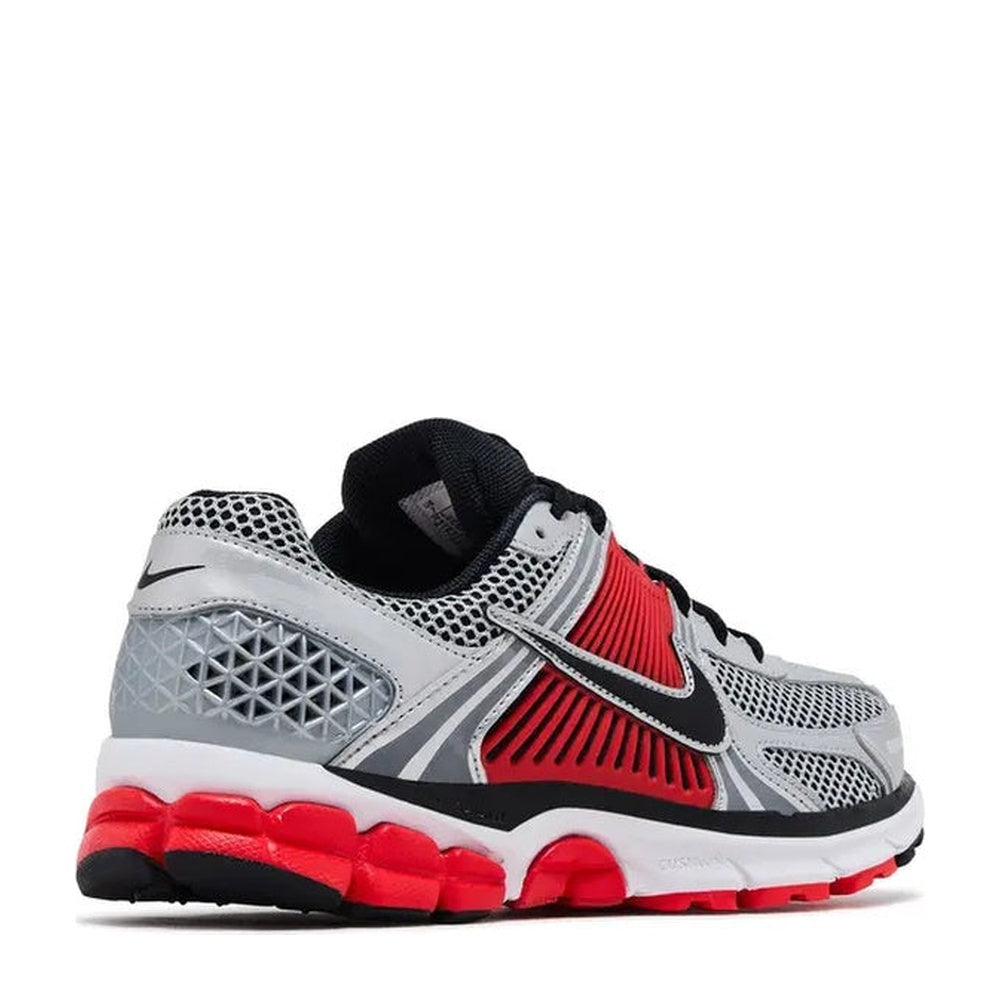 Nike Zoom Vomero 5 'Metallic Silver' - Angle 3