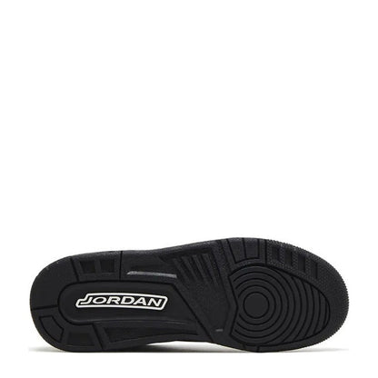 Air Jordan 3 Retro (GS) 'Black Cat' - Angle 3