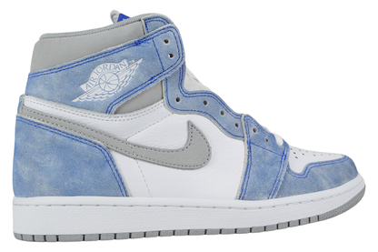 Air Jordan 1 Retro High OG 'Hyper Royal White Light Smoke Grey' - Angle 3