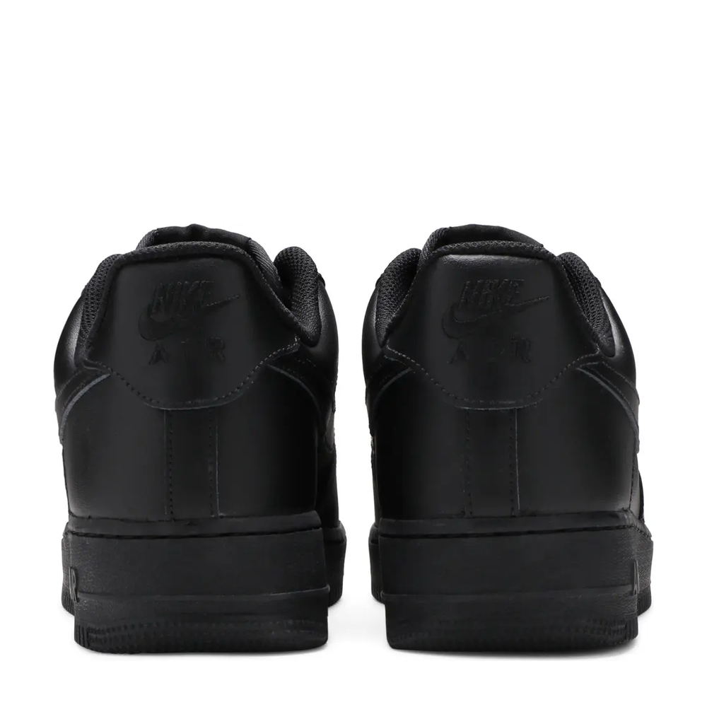 Nike Air Force 1 '07 'Triple Black' sneaker