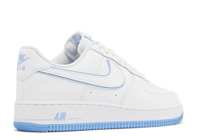 Mens Nike Air Force 1 07 white & university blue sneaker.