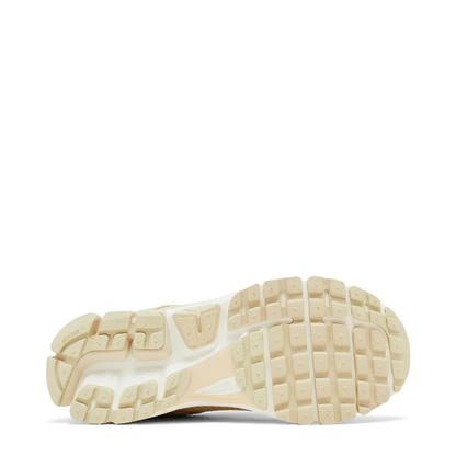 Nike Zoom Vomero 5 (W) 'Cream' sneaker, alternate view 6