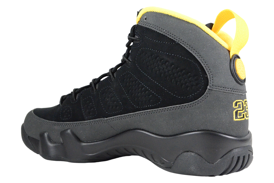 Air Jordan 9 Retro 'University Gold' - Angle 4