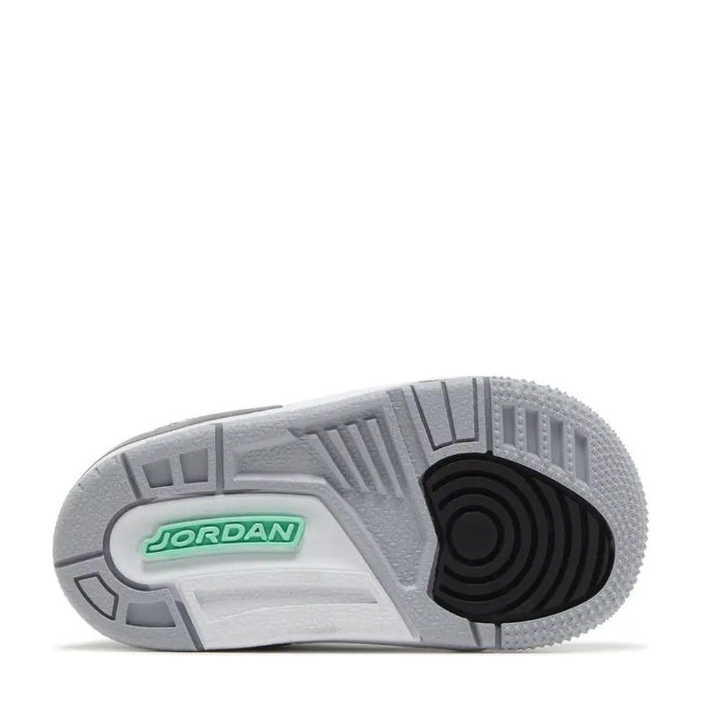 Air Jordan 3 (TD) 'Green Glow' - Angle 4