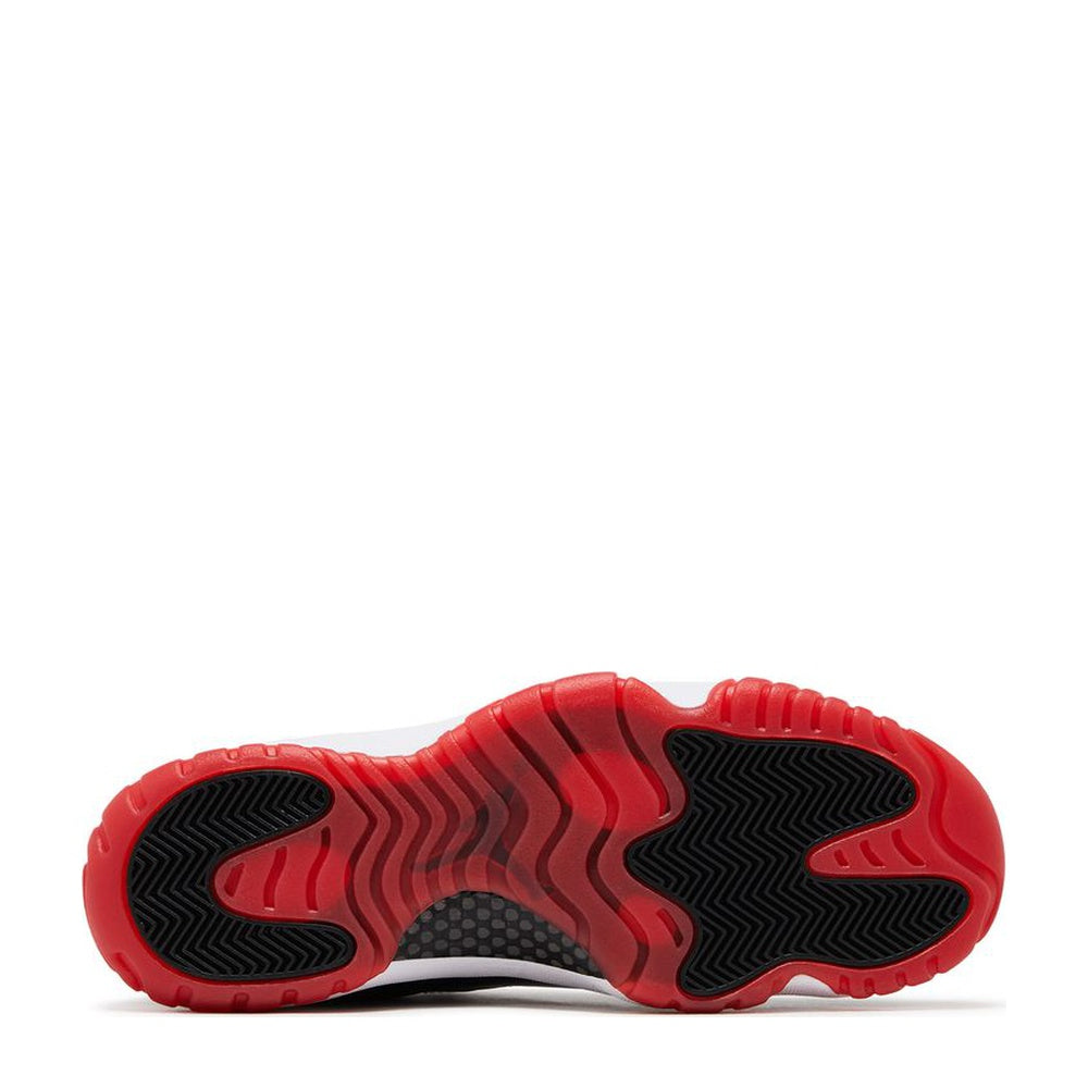 Air Jordan 11 Retro Low 'Bred' - Angle 4