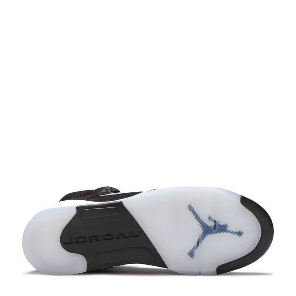 Air Jordan 5 Retro (GS) 'Oreo' - Angle 4