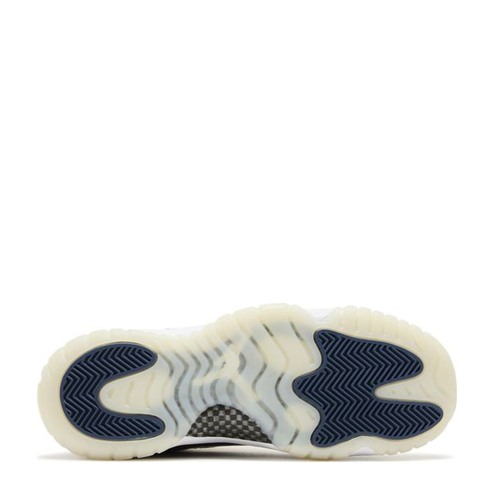 Air Jordan 11 Retro Low (GS) 'Diffused Blue' - Angle 4