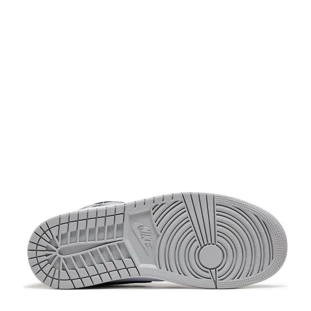 Air Jordan 1 Mid 'Barons' - Angle 4
