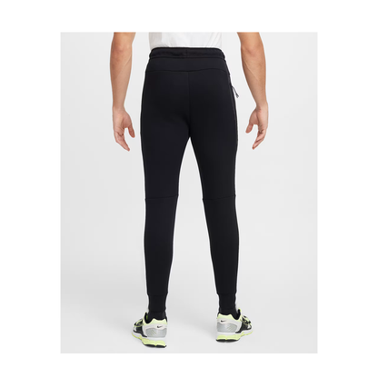 Nike Tech Fleece Jogger Pants 'Black' - Angle 4