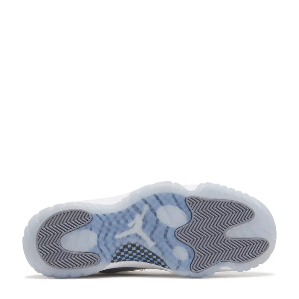 Air Jordan 11 Retro Low 'Cement Grey' - Angle 4