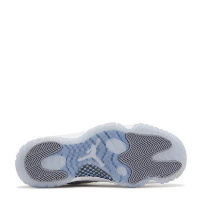 Air Jordan 11 Retro Low 'Cement Grey' - Angle 4
