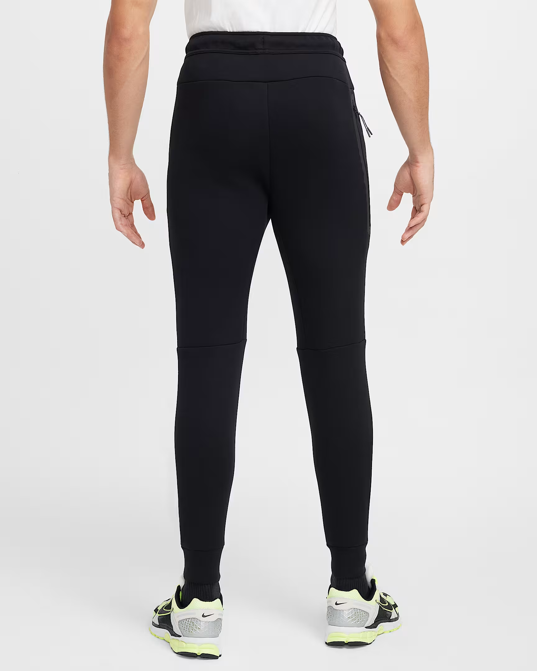 Nike Tech Fleece Jogger Pants 'Black' - Angle 4