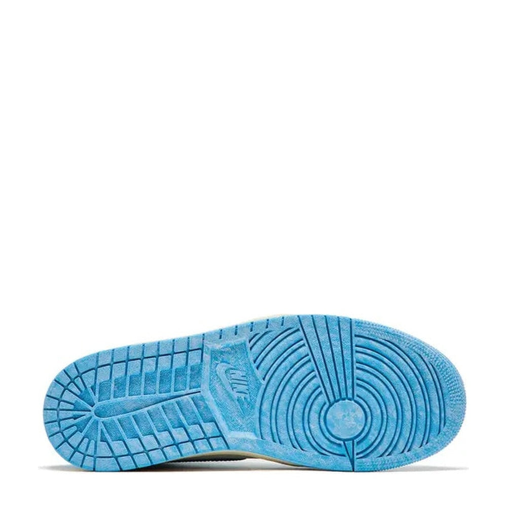 Air Jordan 1 Retro High OG 'Dark Powder Blue' - Angle 4