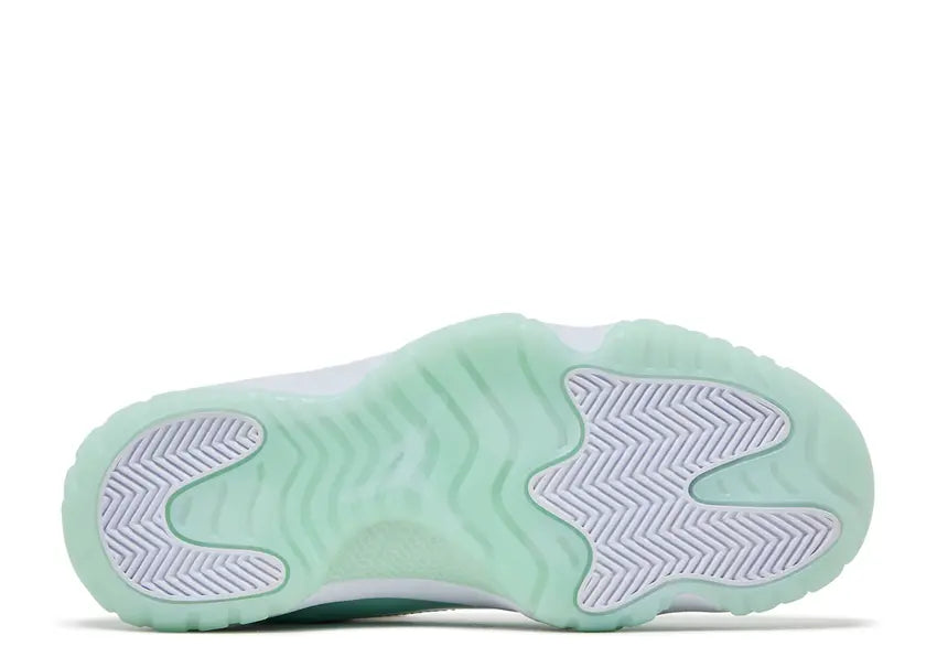 [AH7860-103] JORDAN AIR JORDAN 11 RETRO LOW WMNS FOOTWEAR BASKETBALLWHITE IGLOO