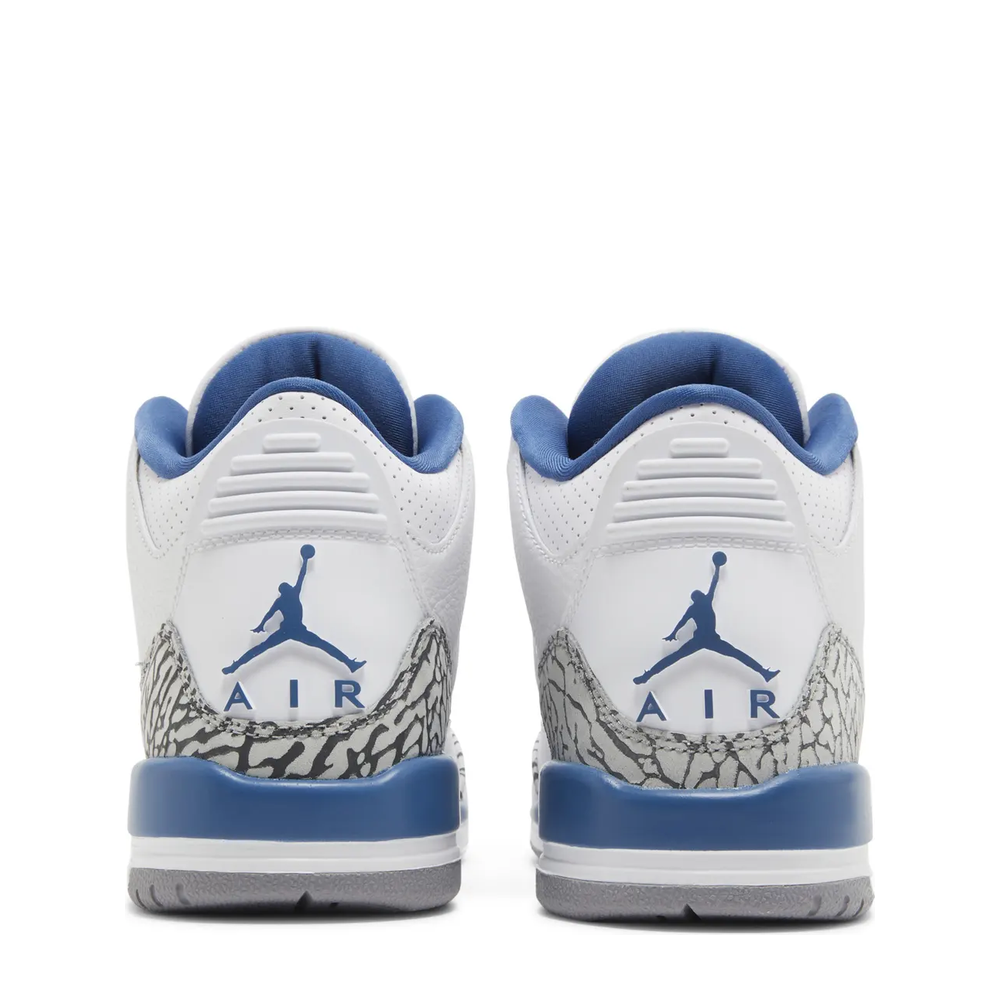 Air Jordan 3 Retro (GS) 'White Metallic Copper' sneaker, alternate view 7