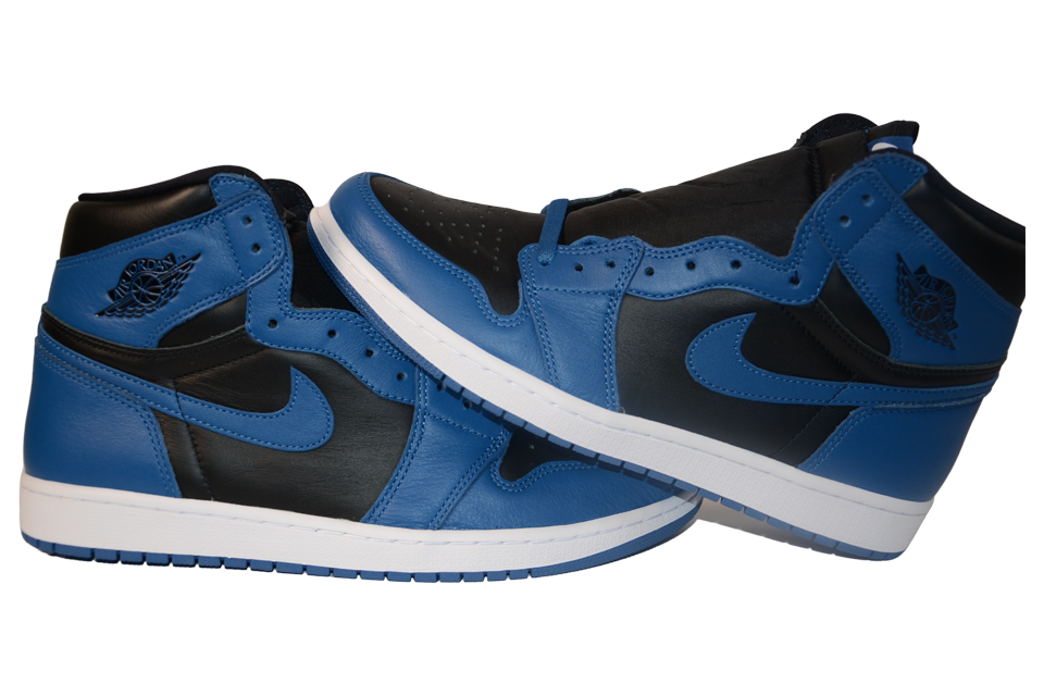Air Jordan 1 Retro High OG (GS) 'Dark Marina Blue' - Angle 5