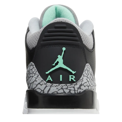 Air Jordan 3 Retro 'Green Glow' sneaker