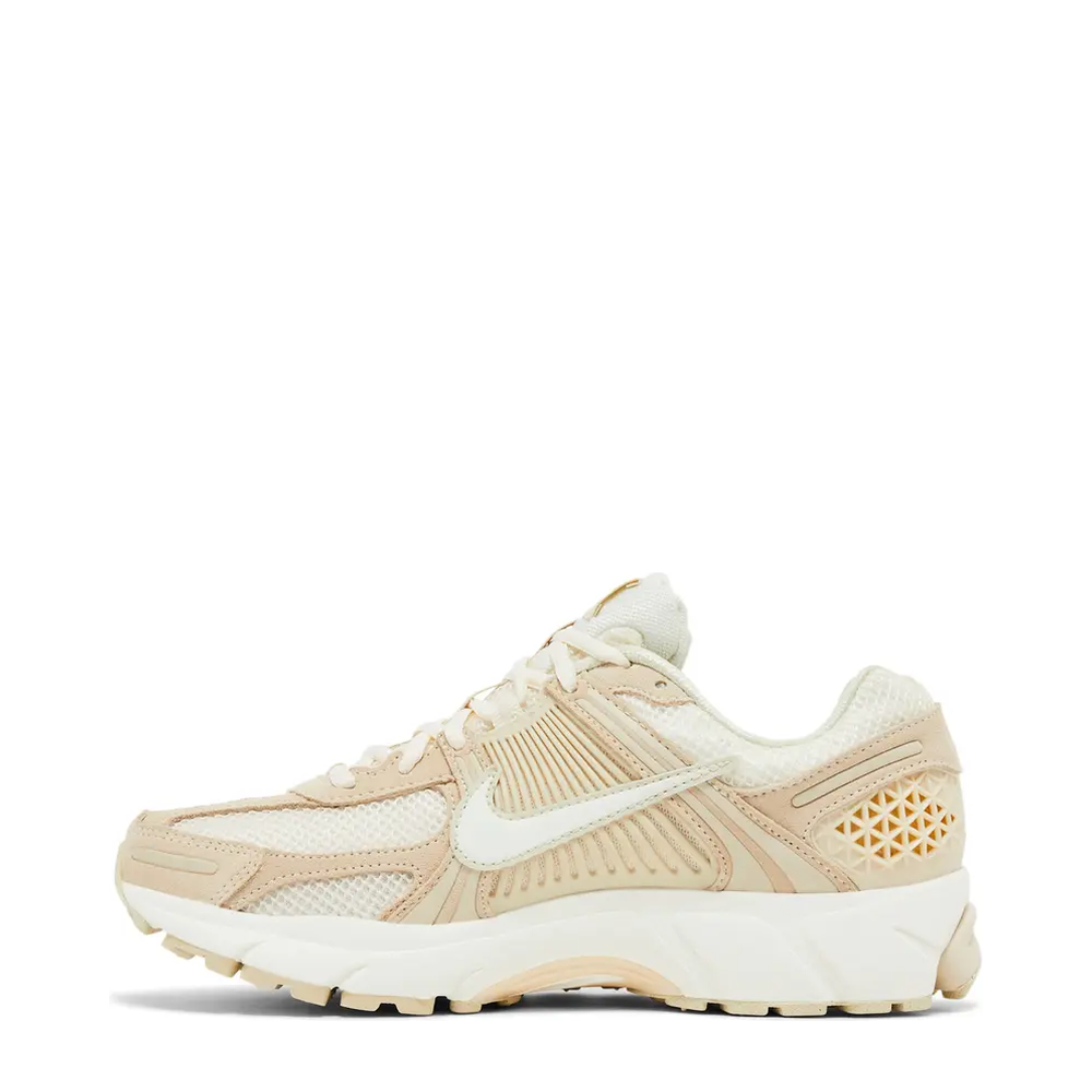 Nike Zoom Vomero 5 (W) 'Cream' sneaker, alternate view 5