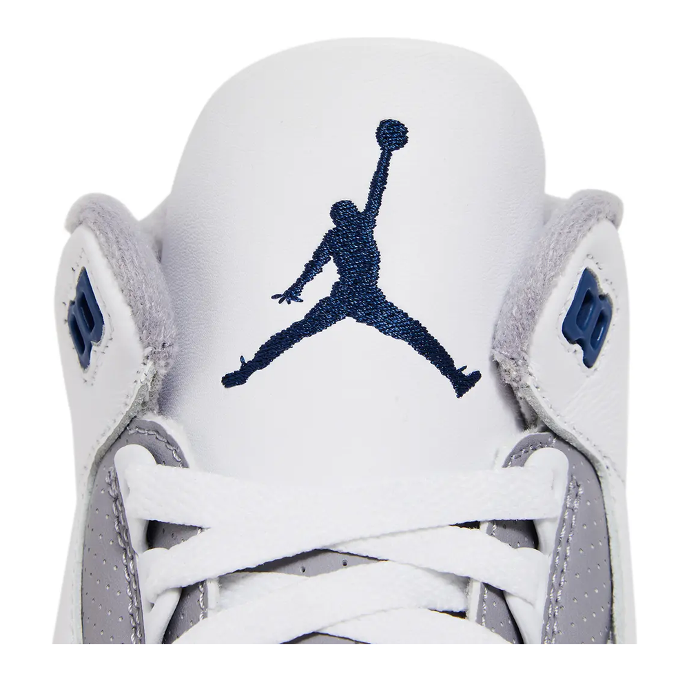 Air Jordan 3 Retro 'Midnight Navy' sneaker, alternate view 9