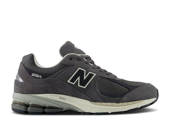 NEW BALANCE 2002R " MONOCHROME SUEDE PACK - GREY "