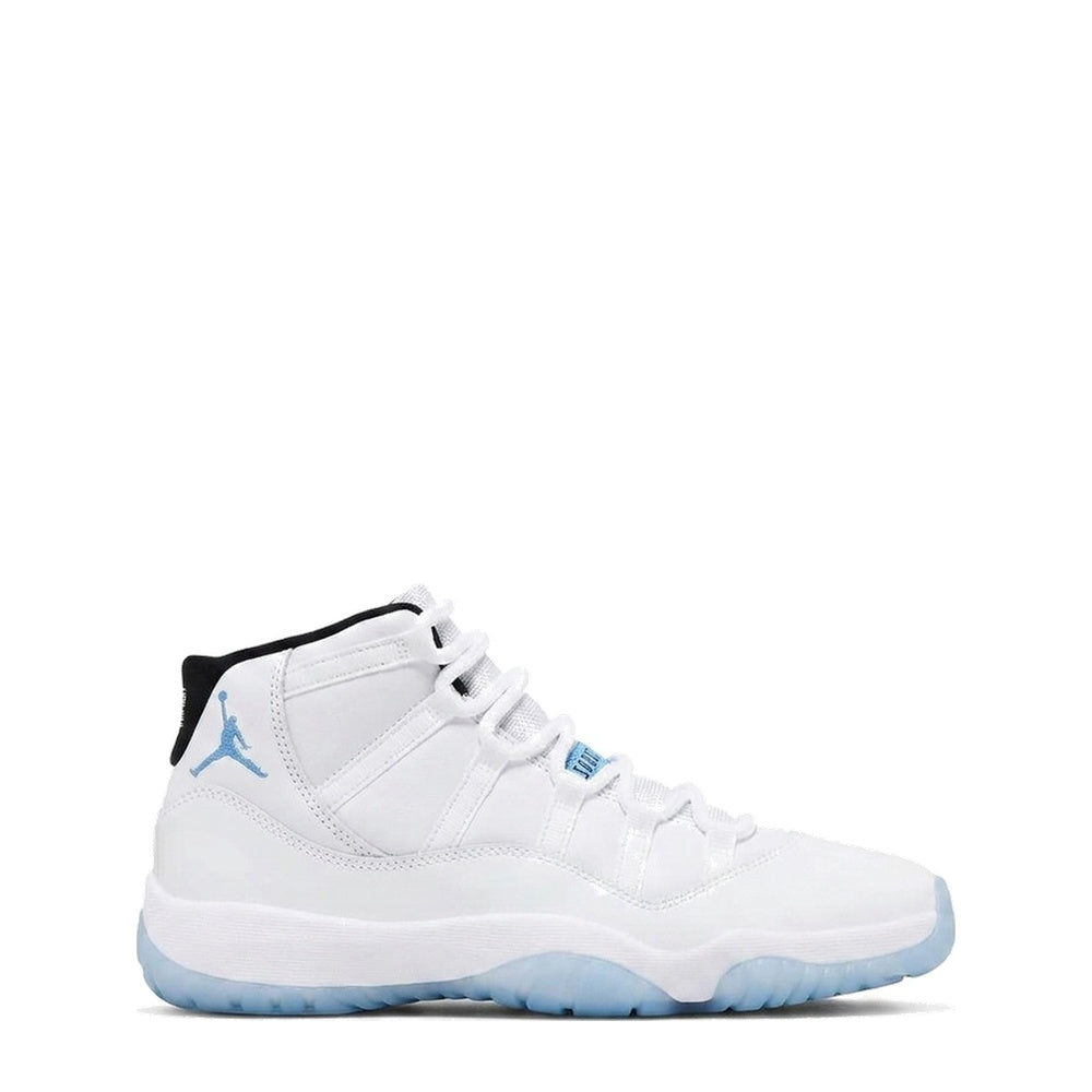 Air Jordan 11 Retro (GS) "Legend Blue" - Angle 1